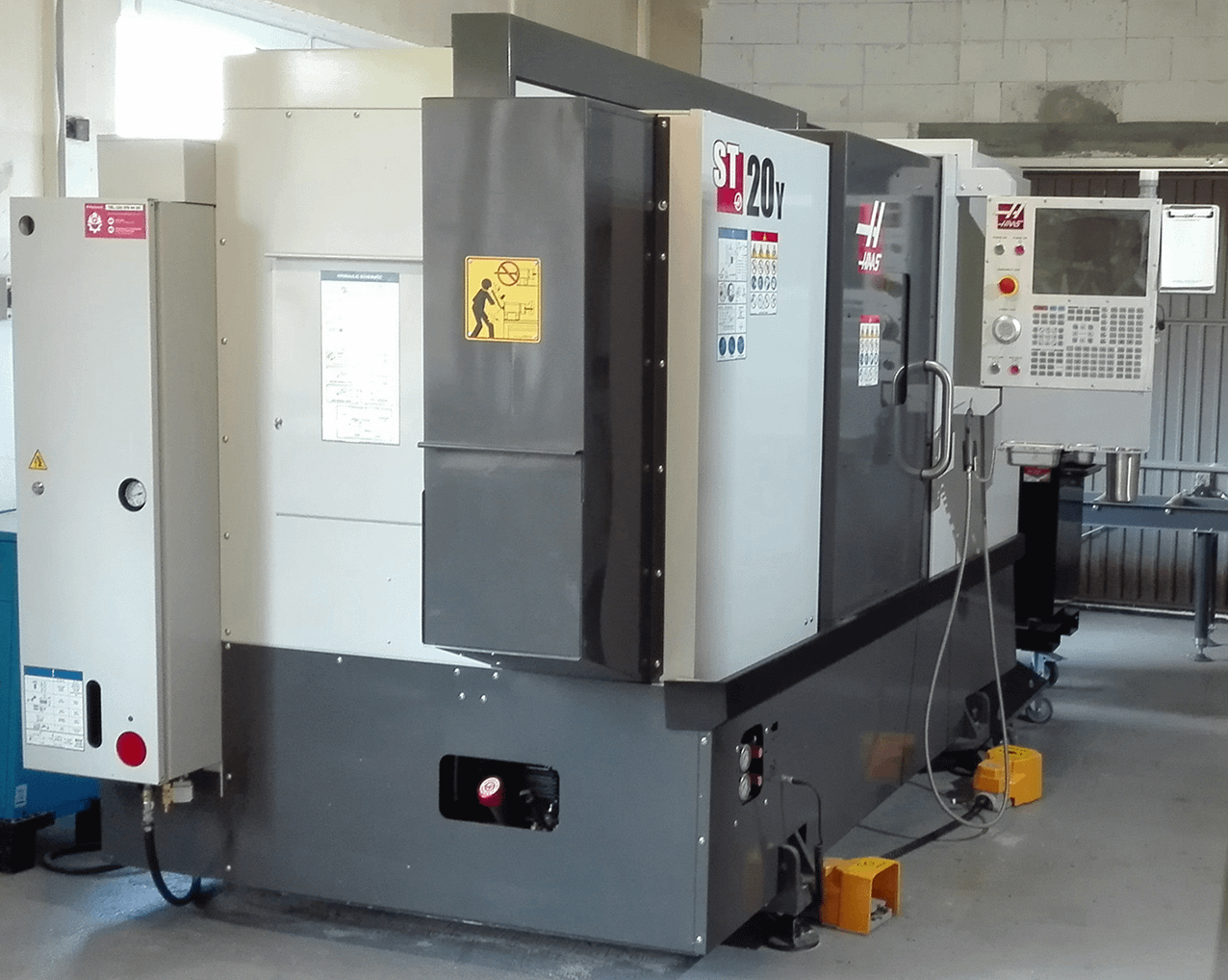 CENTRUM TOKARSKIE Haas ST-20Y